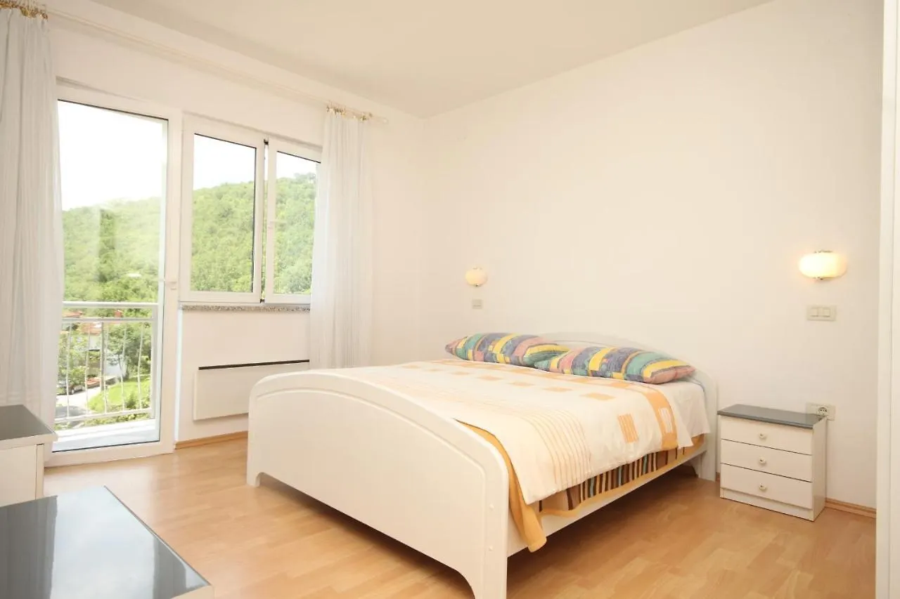 Apartments With A Parking Space Opatija - Pobri, Opatija - 7918 Volosko Croaţia